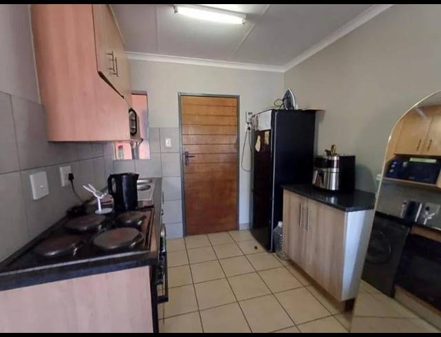2 BEDROOM PROPERTY TO RENT IN KIBLER PARK